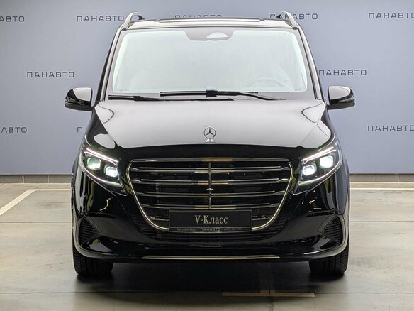 2026 Mercedes-Benz V-Класс 300 d экстра длинный III (W447) Рестайлинг 2, чёрный