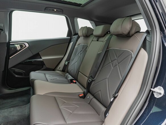 2025 BMW X3 30L xDrive IV (G45/G48), чёрный - вид 28