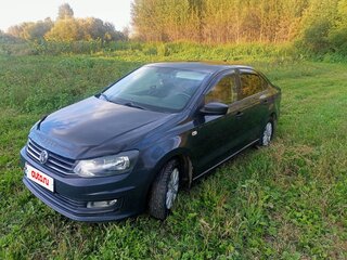 2017 Volkswagen Polo V Рестайлинг, серый, 705000 рублей, вид 1