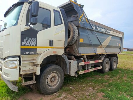 2022 FAW J6 CA3250, белый, 3100000 рублей, вид 2
