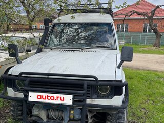 1986 Mitsubishi Pajero I, белый, 300000 рублей, вид 1