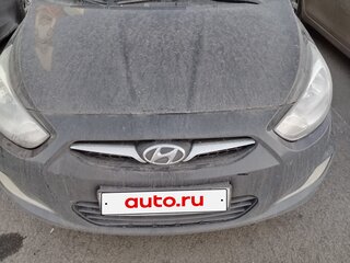 2012 Hyundai Solaris I, чёрный, 674000 рублей, вид 2