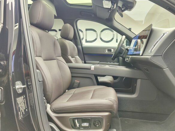 2023 Li Auto (Lixiang) L9 44.5 kWh I, чёрный, 7279000 рублей - вид 14