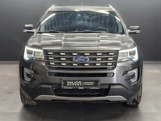 2017 Ford Explorer V Рестайлинг, серый, 2720000 рублей, вид 2