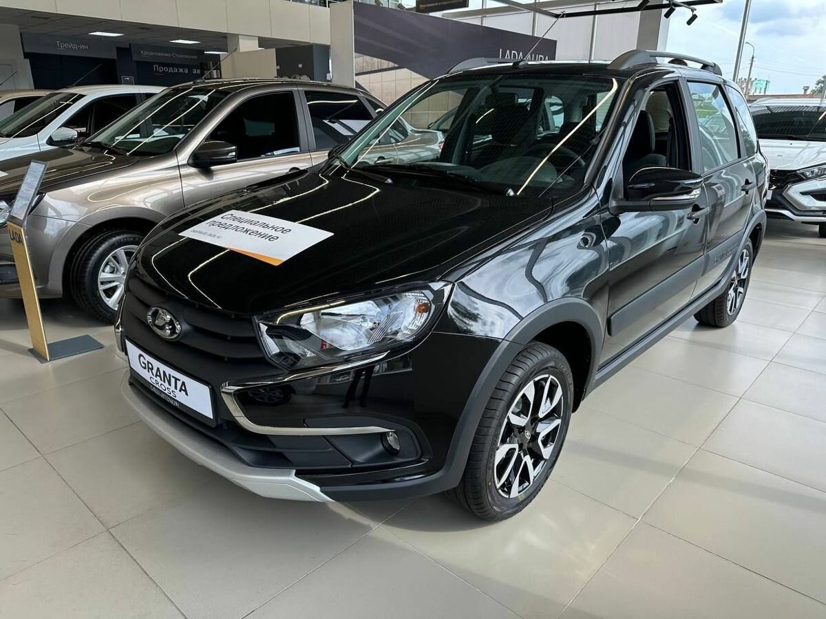 Открыть фотографии: Lada (ВАЗ) Granta I Рестайлинг