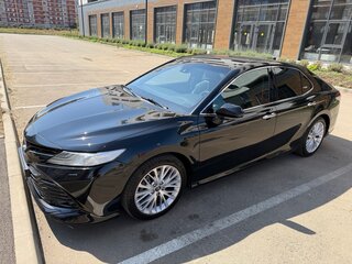 2018 Toyota Camry VIII (XV70), чёрный, 2250000 рублей, вид 2