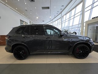 2025 BMW X5 40d IV (G05/G18) Рестайлинг, серый, 15600000 рублей, вид 4