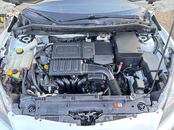 2012 Mazda 3 II (BL) Рестайлинг, белый, 1250000 рублей - вид 13