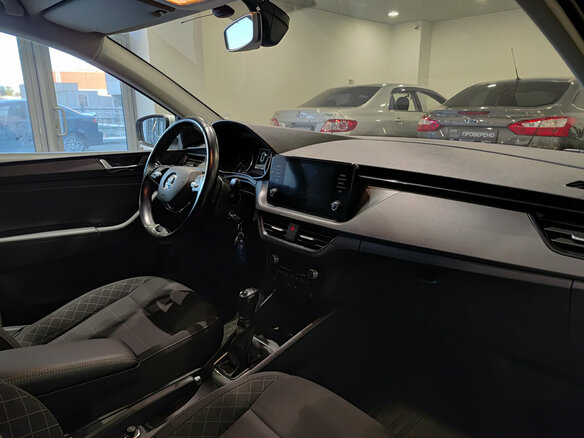 2020 Skoda Rapid II, белый - вид 10