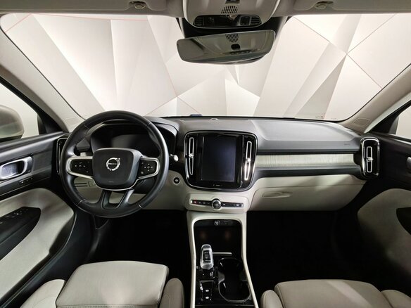 2019 Volvo XC40 I, бежевый - вид 13