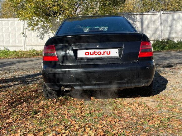 2000 Audi A4 I (B5) Рестайлинг, чёрный, 190000 рублей - вид 2