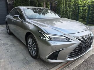 2026 Lexus ES 200 VII Рестайлинг 2, серебристый, 5000000 рублей, вид 3