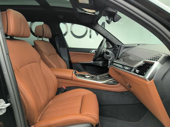 2025 BMW X7 40d I (G07) Рестайлинг, чёрный, 18200000 рублей - вид 9