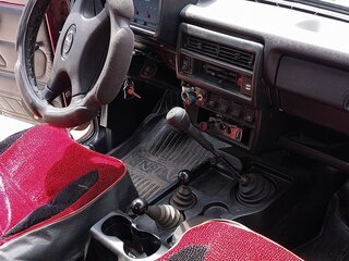 2001 Lada (ВАЗ) 2121 (4x4) I Рестайлинг, пурпурный, 159000 рублей, вид 5
