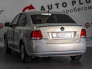 2013 Volkswagen Polo V, серебристый, 530000 рублей, вид 2