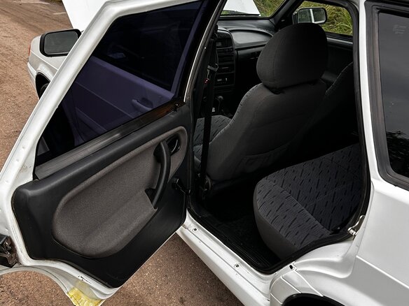 2012 Lada (ВАЗ) 2114, белый, 400000 рублей - вид 12