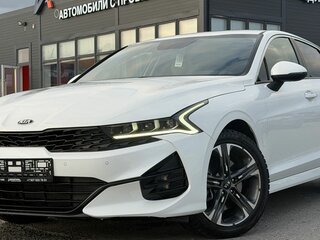 2020 Kia K5 III, белый, 2450000 рублей, вид 2