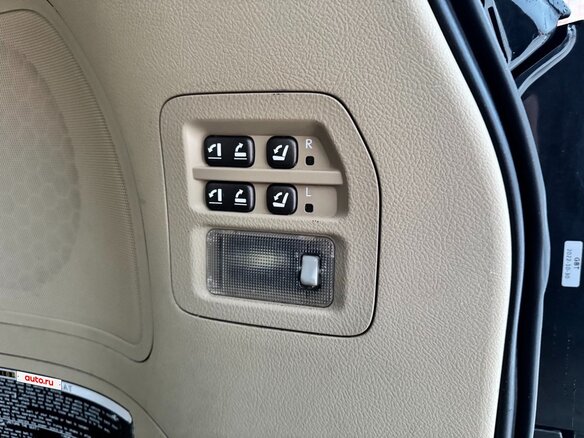 2010 Lexus LX 570 III, чёрный, 4150000 рублей - вид 16