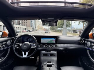 2018 Mercedes-Benz E-Класс 300 V (W213, S213, C238), оранжевый, 3300000 рублей, вид 5