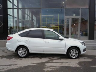 2023 Lada (ВАЗ) Granta I Рестайлинг, белый, 790000 рублей, вид 4