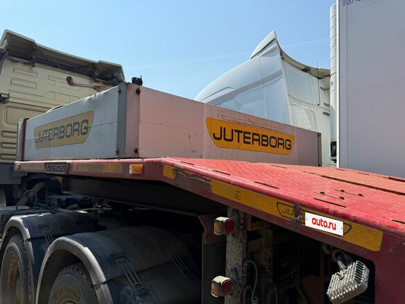 2022 Juterborg 985234, красный - вид 5