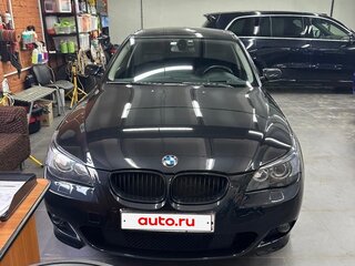 2006 BMW 5 серии 530xi V (E60/E61), чёрный, 2000000 рублей, вид 2