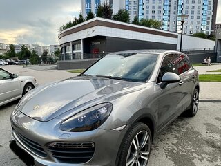 2010 Porsche Cayenne S II (958), серый, 2390000 рублей, вид 1