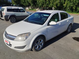 2010 Opel Astra H Рестайлинг, белый, 400000 рублей, вид 2