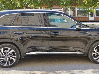 2023 Geely Monjaro I, чёрный, 2850000 рублей, вид 3