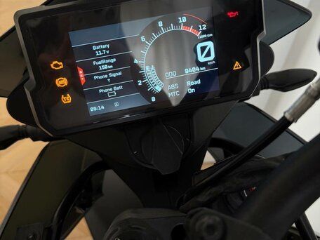 2021 KTM 390 Adventure, белый, 650000 рублей, вид 4