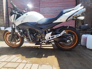 2010 Suzuki GSR 600, белый, 450000 рублей, вид 2
