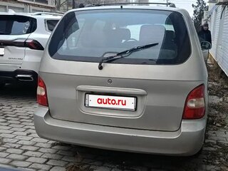 2000 Kia Carnival I, бежевый, 320000 рублей, вид 2