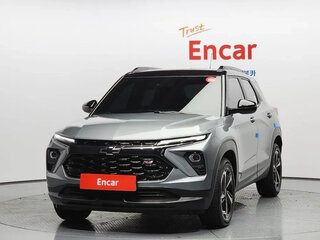 2025 Chevrolet TrailBlazer III Рестайлинг, серый, 2100000 рублей, вид 1