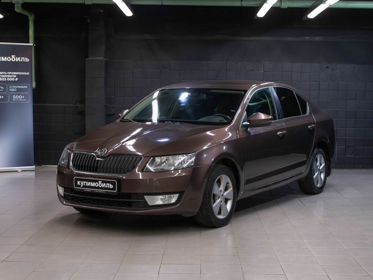 Открыть фотографии: Skoda Octavia III (A7)