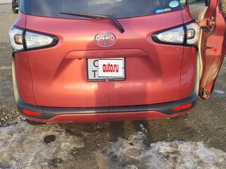 2017 Toyota Sienta II, красный, 1280000 рублей, вид 4