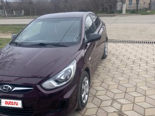 2012 Hyundai Solaris I, пурпурный, 780000 рублей, вид 3