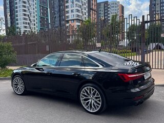 2019 Audi A6 45 TDI V (C8), чёрный, 4250000 рублей, вид 3