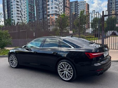 2019 Audi A6 45 TDI V (C8), чёрный, 4250000 рублей, вид 3