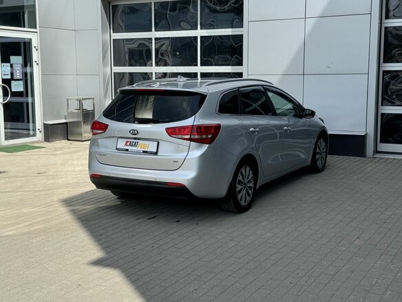 2018 Kia Ceed II Рестайлинг, серебристый - вид 6