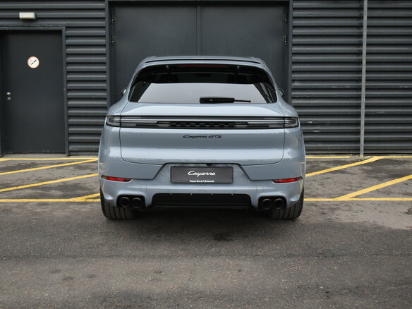 2025 Porsche Cayenne GTS III Рестайлинг, серый, 23999000 рублей - вид 7