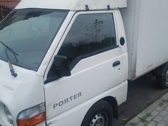 2008 Hyundai Porter, белый, 400000 рублей - вид 10