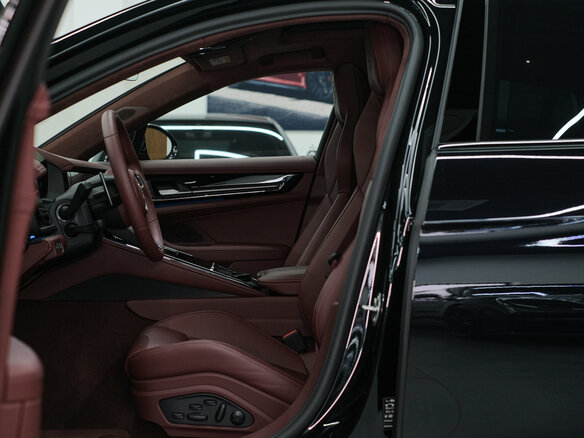 2026 Porsche Panamera GTS III, чёрный, 29700000 рублей - вид 14