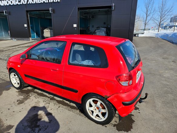 2003 Hyundai Getz I, красный, 330000 рублей - вид 4