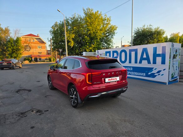 2022 Haval Jolion I, красный, 1620000 рублей - вид 5