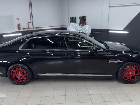 2020 Genesis G90 I Рестайлинг, чёрный, 4900000 рублей - вид 10