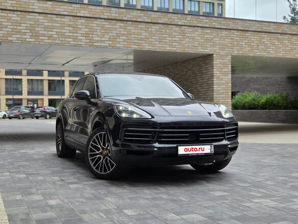 2020 Porsche Cayenne E-Hybrid III, чёрный - вид 2