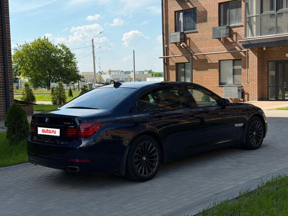2012 BMW 7 серии Long 740Li xDrive V (F01/F02/F04) Рестайлинг, синий, 1900000 рублей - вид 6