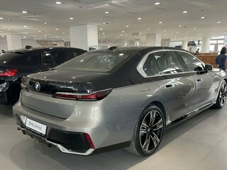 2024 BMW i7 xDrive60 I (G70), серый, 14190000 рублей, вид 4