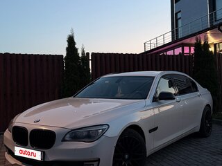 2014 BMW 7 серии Long 740Li xDrive V (F01/F02/F04) Рестайлинг, белый, 1850000 рублей, вид 2