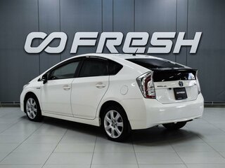 2015 Toyota Prius III Рестайлинг (XW30), белый, 1189000 рублей, вид 2